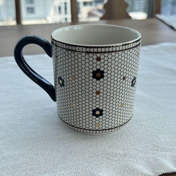 Anthropologie mug - Picture 4 of 4